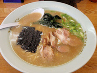 「ラーメン(中盛り)」@ラーメンショップ 久万ノ台店の写真