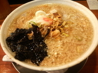 「ラーメン（鬼油）+大盛」@ラーメン 虹ノ麺 小山店の写真