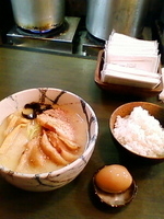 「塩シャーシュー麺 味玉 小ライス」@風来居 新宿店の写真