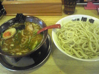 「新味豚骨醤油麺（味玉入り）」@新在家ラーメン もんどの写真