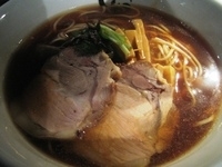 「おやっさんの気まぐれ・煮干中華そば 900円」@らーめん愉悦処 鏡花の写真