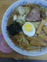 「中華そば￥700+生ニンニク（サービス）」@大谷田 大勝軒の写真
