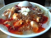 「辛麻婆+煮卵（680円100円）」@らぁめん大山 富士本店の写真