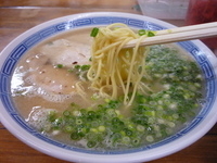 「ラーメン（かためん） 480円」@名島亭の写真