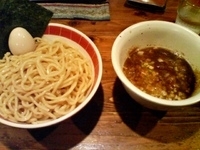 「和風豚骨醤油（中冷や盛+味玉）」@吉田製麺店の写真
