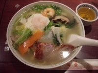 「楊州湯麺」@中華菜館 同發 本館の写真