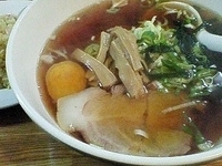 「ラーメン半炒飯セット（750円）」@中華老麺の写真