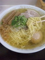 「塩ラーメン（大盛）+味玉 650円+100円+100円=850円」@支那そば一麺 下広岡店の写真