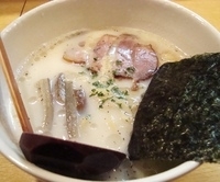 「ホワイトらーめん（期間限定）」@ラーメン雲水の写真