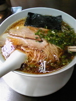 「醤油らぁ麺」@麺や維新の写真