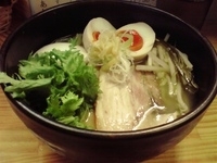 「塩しろ八麺（中盛り）」@旬麺しろ八の写真