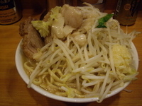 「小ラーメンニンニクヤサイアブラ」@ラーメン二郎 八王子野猿街道店2の写真