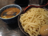 「つけめん（大）+半熟たまご」@つけ麺専門店 三田製麺所 三田本店の写真