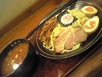 「辛つけ麺800円」@麺処 古武士 新宿西口小滝橋通り店の写真