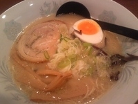 「塩とんこつラーメン」@金蘭ラーメンの写真