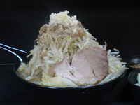 「ラーメン（野菜マシマシニンニクアブラ）」@勇花の写真