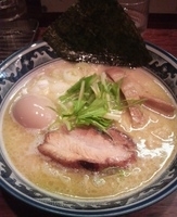 「しおそば+味玉」@中華そば 旋の写真