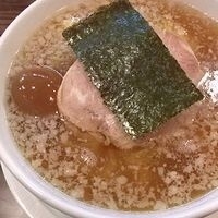 「中間 + 味付玉子」@らーめん屋 盛 両国店の写真