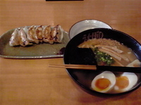 「ラーメンゼロ￥850味玉￥100黒豚餃子￥450」@ラーメンゼロの写真