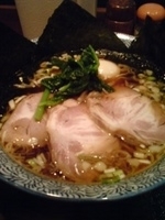 「一丸中華そば（あっさり・普通麺）」@中華そば・つけそば専門店 一丸の写真