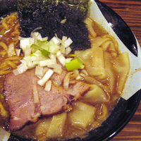 「煮干しラーメン 750円」@すごい煮干ラーメン凪 新宿ゴールデン街店 本館の写真