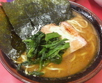 「ラーメン630円+魚粉10円」@王道家の写真