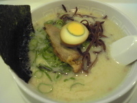 「とんこつラーメン」@博多天神 池袋店の写真