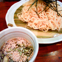 「ざる麺 中盛り（380円+50円<通常480円+100円>）」@信楽茶屋 横浜鶴見本店の写真