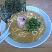 「ラーメン並（麺カタメ）」@奥津家の写真