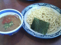 「黒豚つけそばチャーシュー（大盛り=サービス）950円」@中華そば・つけそば 浜屋の写真