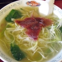 「漬けまぐろらーめん850円」@牡丹の写真