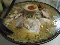 「味噌ラーメン 790円 大盛 100円  チャーシュー 200円」@麺屋 源の写真