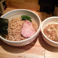 「つけ麺・大盛（850円）」@○心厨房の写真