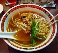 「台湾ラーメン」@でっかい餃子 曽さんの店 代々木店の写真