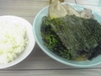 「チャーシュー麺（脂多め）+ほうれん草+ライス」@らすた 代々木支店の写真