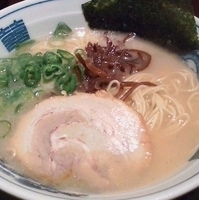 「白らぅめん+替玉」@三代目 ◯助 MARUSUKEの写真