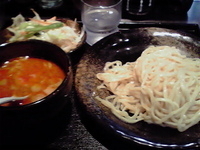 「辛つけ麺(350g) 750円+ヤサイ(小) 50円」@つけ汁麺 大熊製麺の写真