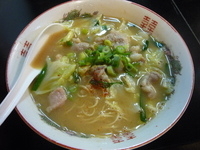 「もつラーメン 700円」@KENZO Cafeの写真