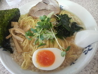 「醤油豚骨ラーメン+大盛」@ラーメン 空海の写真