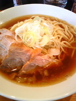 「肉そば大盛り、比内鶏そば大盛り」@自家製麺 伊藤の写真