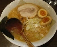 「味玉醤油（大）」@とんこつらーめん 十豚の写真