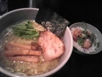 「塩らぁめん」@濱塩らぁめん 白虎の写真