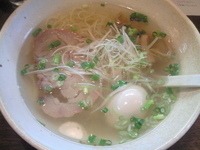 「煮玉子塩らーめん」@麺 中中の写真