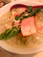 「春の翡翠麺（大盛りサービス）（820円）、小女子（こうなご）の釘」@TOKYO味噌らーめん 江戸甘の写真