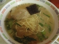 「らーめん（380円）+いなり（3個）（130円）、おでん（1個）」@丸星中華そばセンターの写真