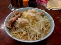 「ラーメン（小）ニンニク、アブラ」@ドン-キタモトの写真