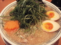 「ドッカンねぎ肉そば（半熟煮玉子入り） 【924円】」@丸源ラーメン 草加店の写真