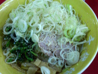 「油そば550円+大盛り100円+ねぎ増し200円=850円」@千代作の写真