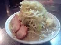 「塩らーめん+たまねぎ（野菜ちょっと多め、にんにく） 700円+7」@らーめん大 蒲田店の写真