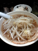 「正油豚2枚:600円」@らうめん さぶ郎 五反田店の写真